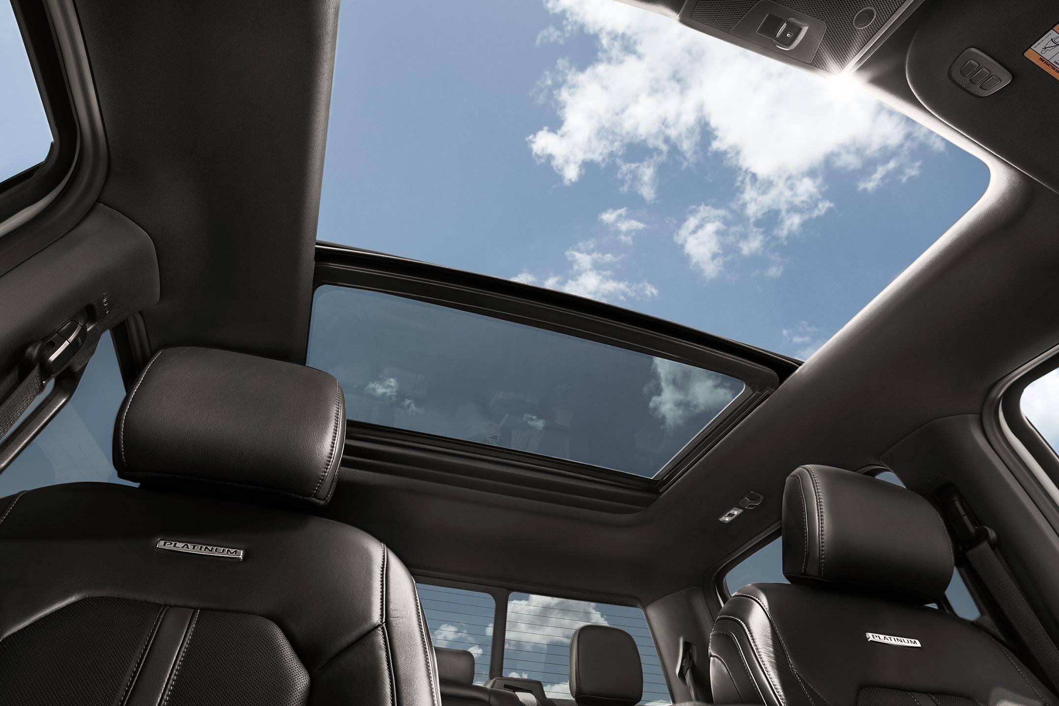Twin-panel Moonroof on 2019 Ford F-150 XLT SuperCrew from Cabot Ford Lincoln in St. John's, Newfoundland and Labrador (NL) Twin-panel Moonroof on 2019 Ford F-150 XLT SuperCrew from Cabot Ford Lincoln in St. John's, Newfoundland and Labrador (NL)